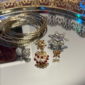 💖5 for $25😻 Vintage Gold and Silver Jewelry Set